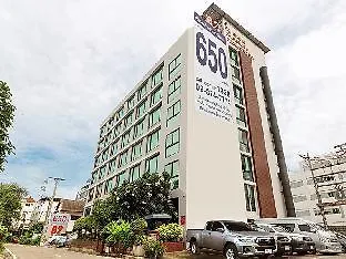Hotel B2 - Srinakarin 3*