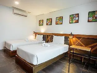 B2 - Srinakarin Hotel 3*