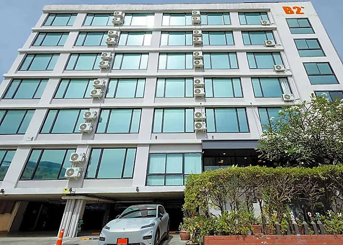 B2 - Srinakarin Hotel 3*