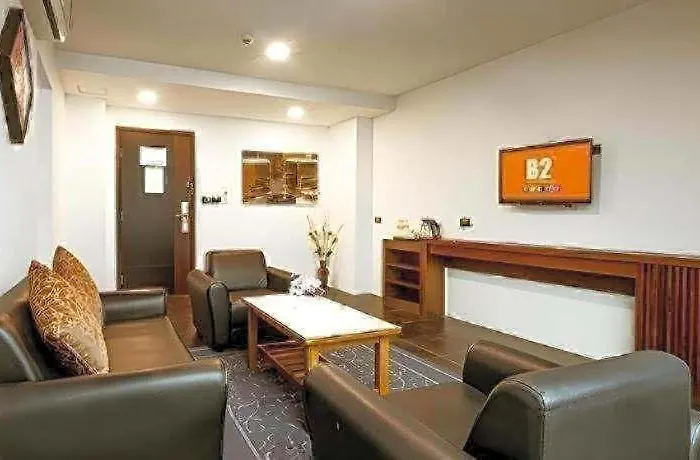 B2 - Srinakarin Hotel 3*