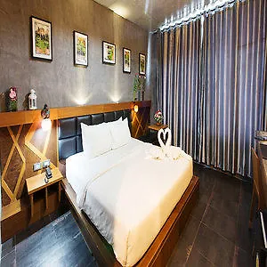 B2 - Srinakarin Bangkok