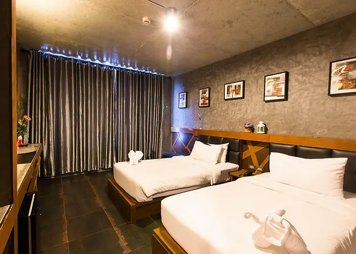 B2 - Srinakarin Hotel Bangkok